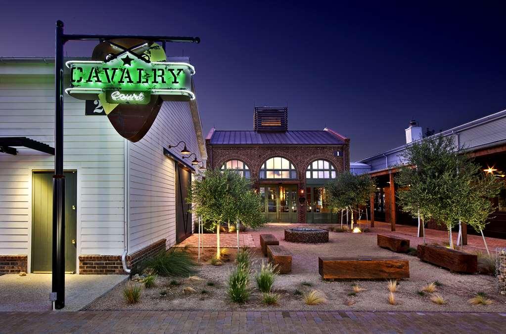 Cavalry Court, By Valencia Hotel Collection College Station Exterior foto